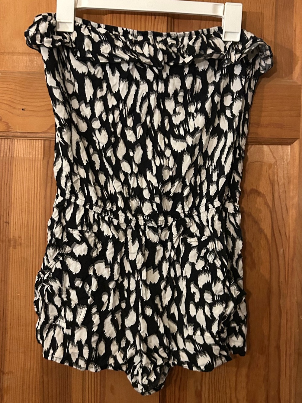 L8teR Black & White Strapless Printed Romper